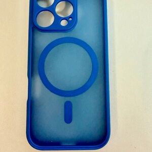 Blue MagSafe Phone Case for iPhone 16 Pro